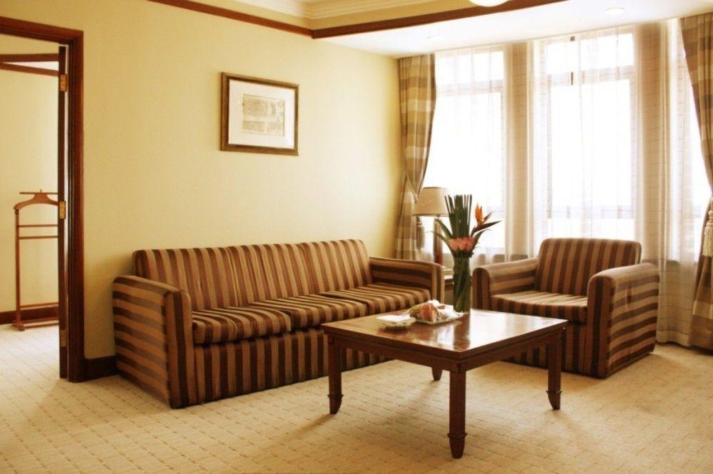 Hotel Park - Hudec Excellent Historical Building - Priority Access For Classic Butterfly Cookies Without Queuing To Guests Shanghai