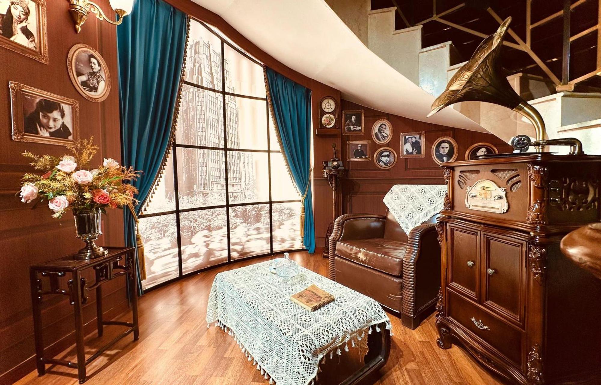 Park - Hudec Excellent Historical Building - Priority Access For Classic Butterfly Cookies Without Queuing To Guests 4* Shanghai