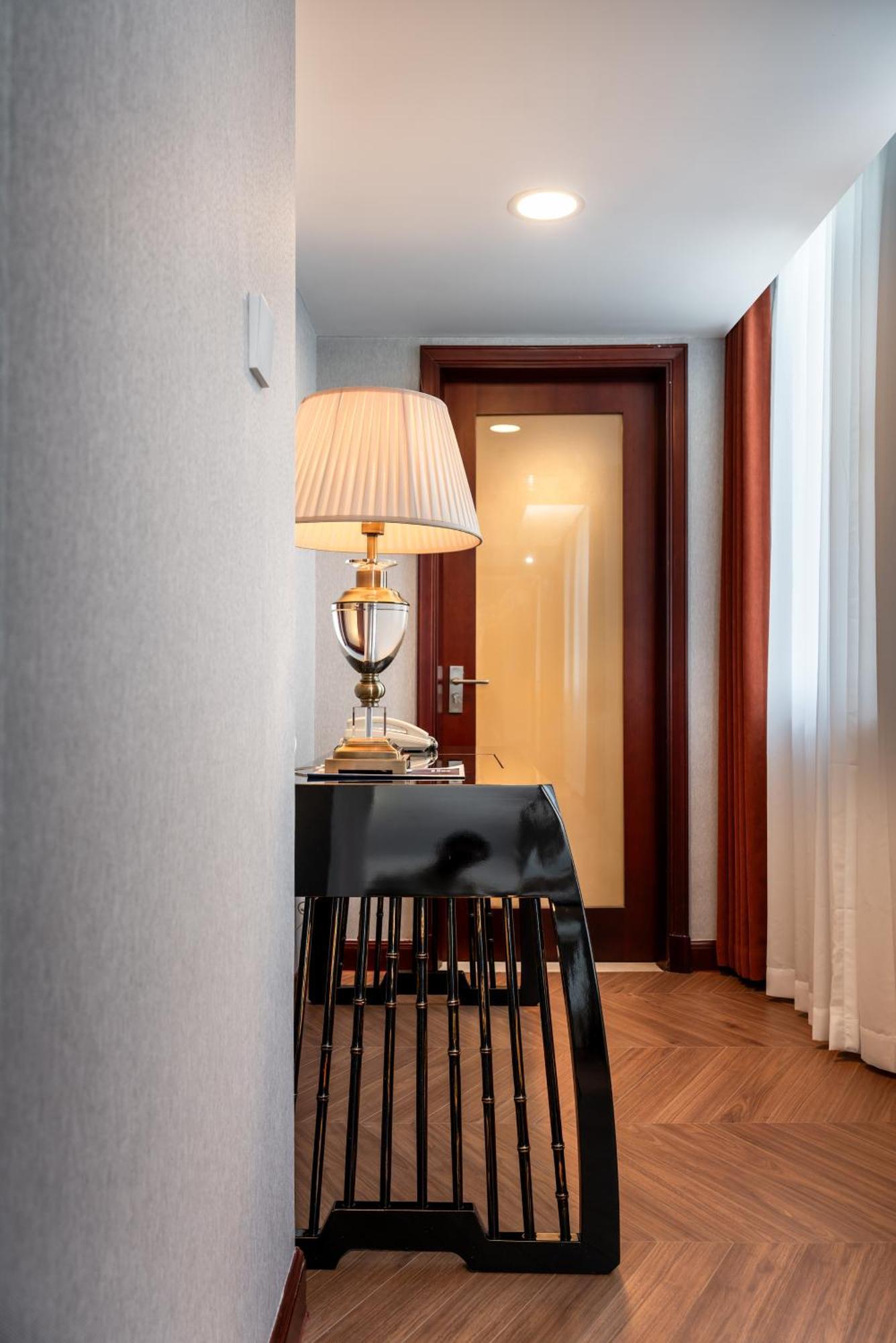 Park - Hudec Excellent Historical Building - Priority Access For Classic Butterfly Cookies Without Queuing To Guests Hotel 4*