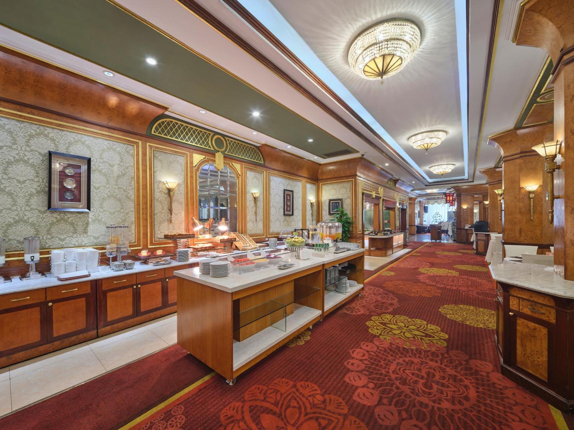 Park - Hudec Excellent Historical Building - Priority Access For Classic Butterfly Cookies Without Queuing To Guests Hotel Shanghai